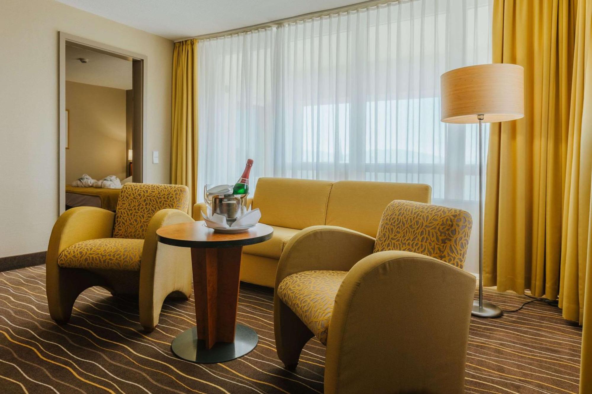 Best Western Plus Hotel 바우트젠 외부 사진