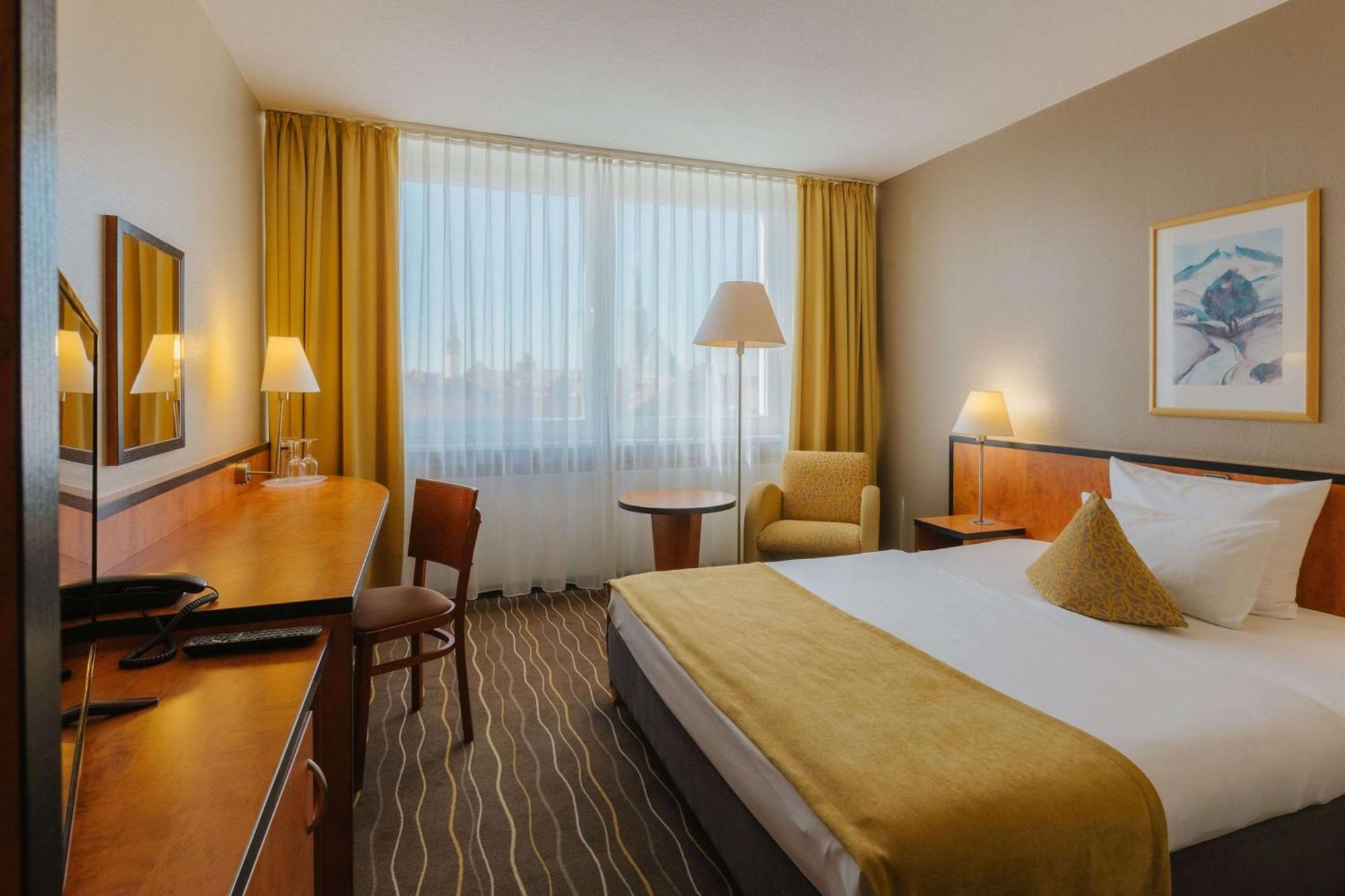 Best Western Plus Hotel 바우트젠 외부 사진