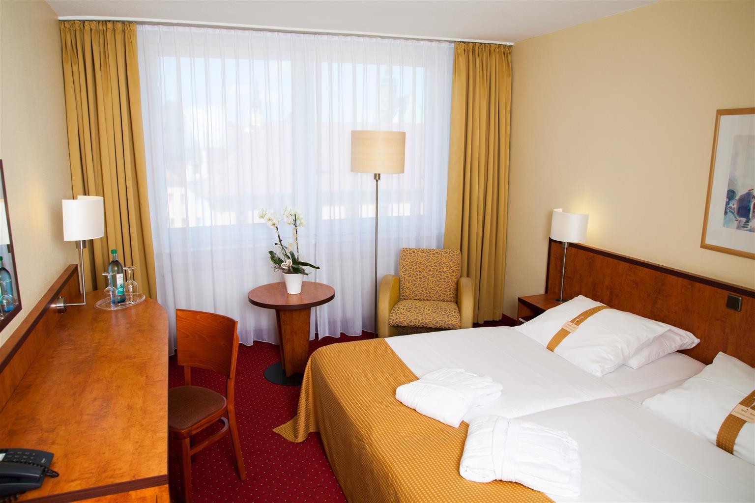 Best Western Plus Hotel 바우트젠 외부 사진